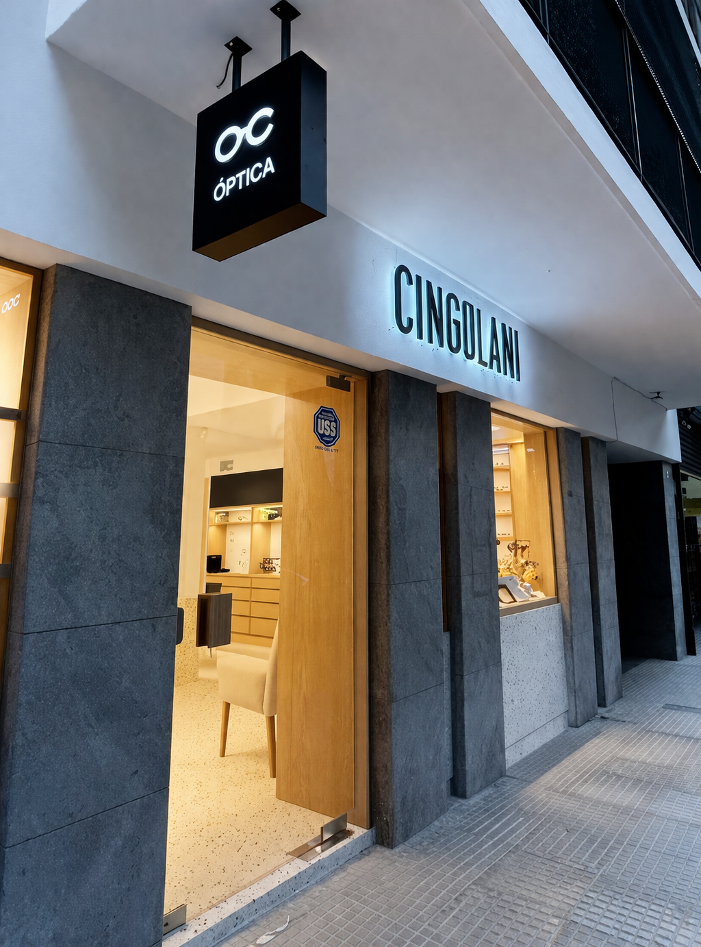 Óptica Cingolani - detalle del local